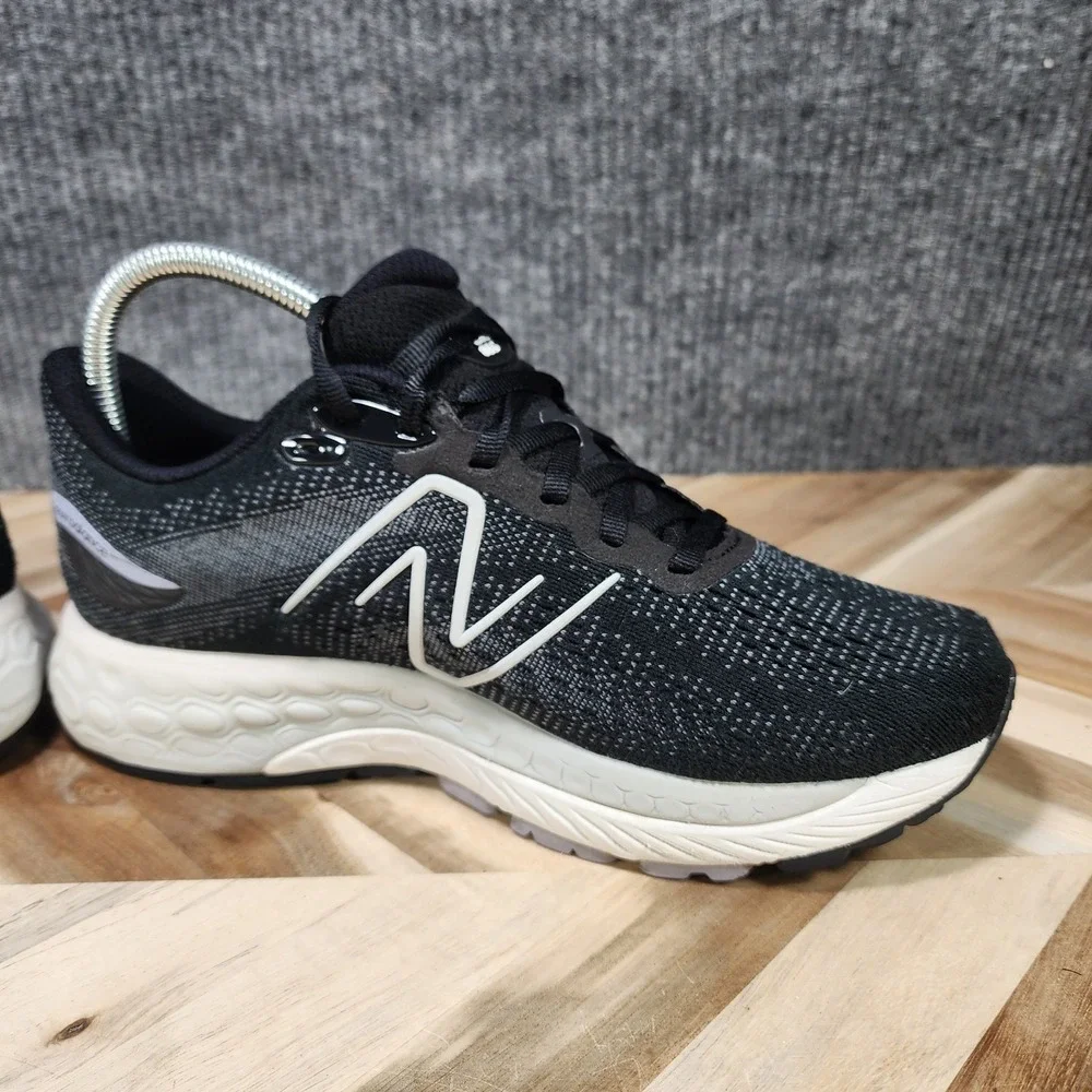 New Balance Fresh Foam X 880v12 Women's 8 Black White Running Shoes W880B12